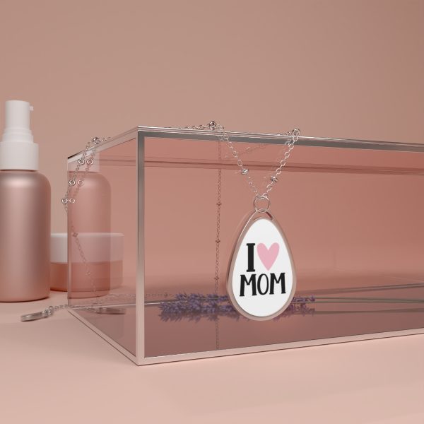 I Love Mom - Necklace - Image 3